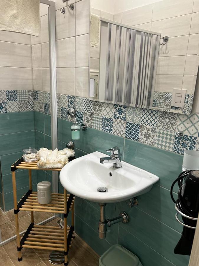 A Casa E Mamma' Apartment Napoli Bagian luar foto