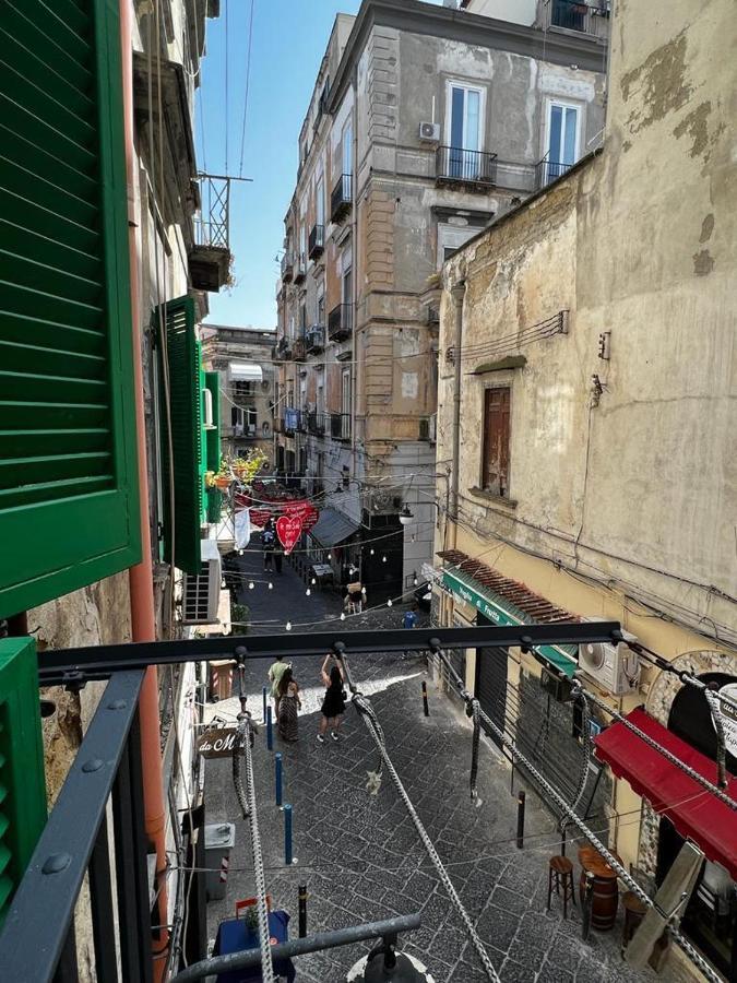 A Casa E Mamma' Apartment Napoli Bagian luar foto